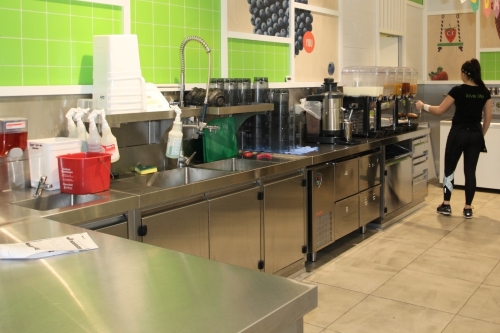 Commercial kitchen design, Boost Juice, Juice Bar | Royal Children's Hospital